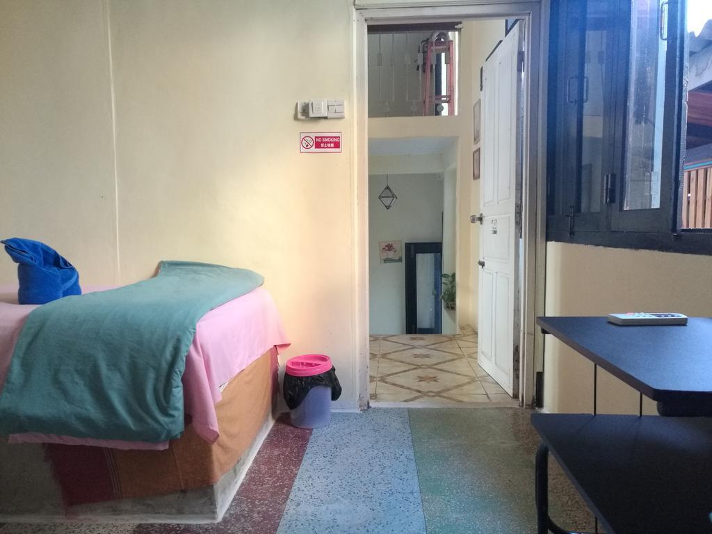 Viradesa Guesthouse Luang Prabang Ngoại thất bức ảnh